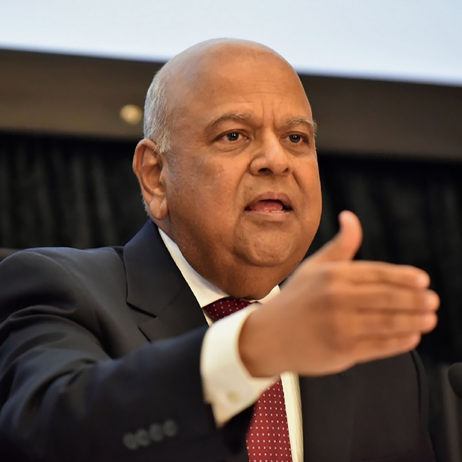 Cosas calls for the sacking of Pravin Gordhan and Andre de Ruyter